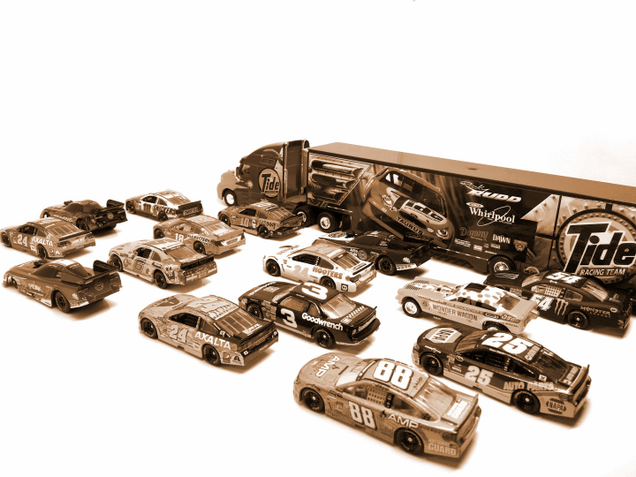Illustration for article titled Cover for a collectors group